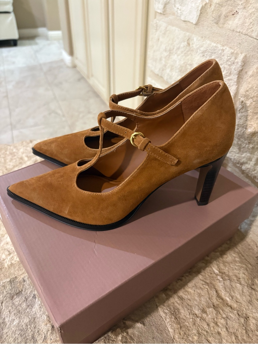 Sarto by Franco Sarto Atley T-Strap Pump in Saddle Brown Suede Size 7.5 NWT